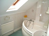 Riverside Cottage Master Ensuite