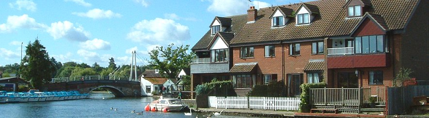 Anchor & Riverside Cottages (white fences), Wroxham Norfolk Broads