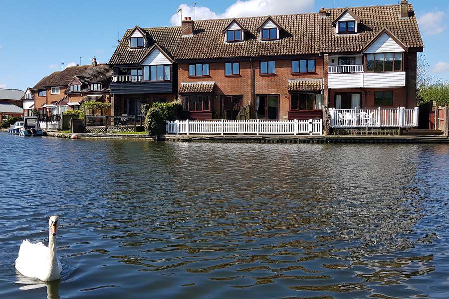 Anchor and Riverside Cottages in Wroxham